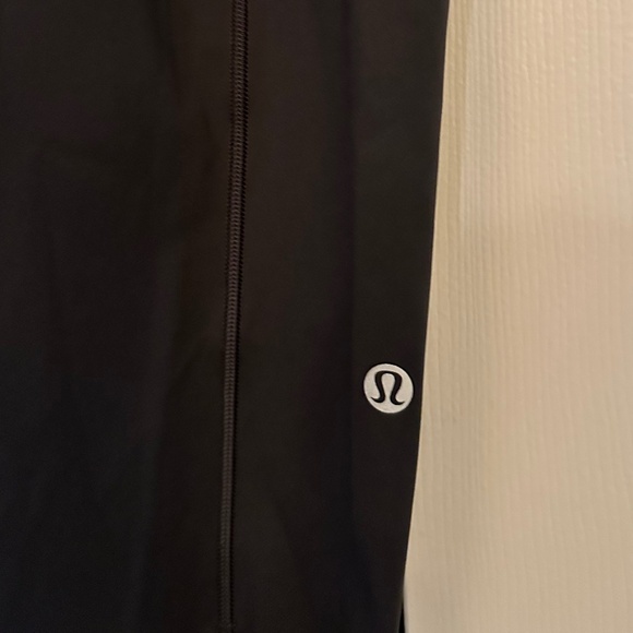 Lululemon Fast and Free Crop II 19" *Non-Reflective Graphite Grey size 12 - Picture 7 of 9